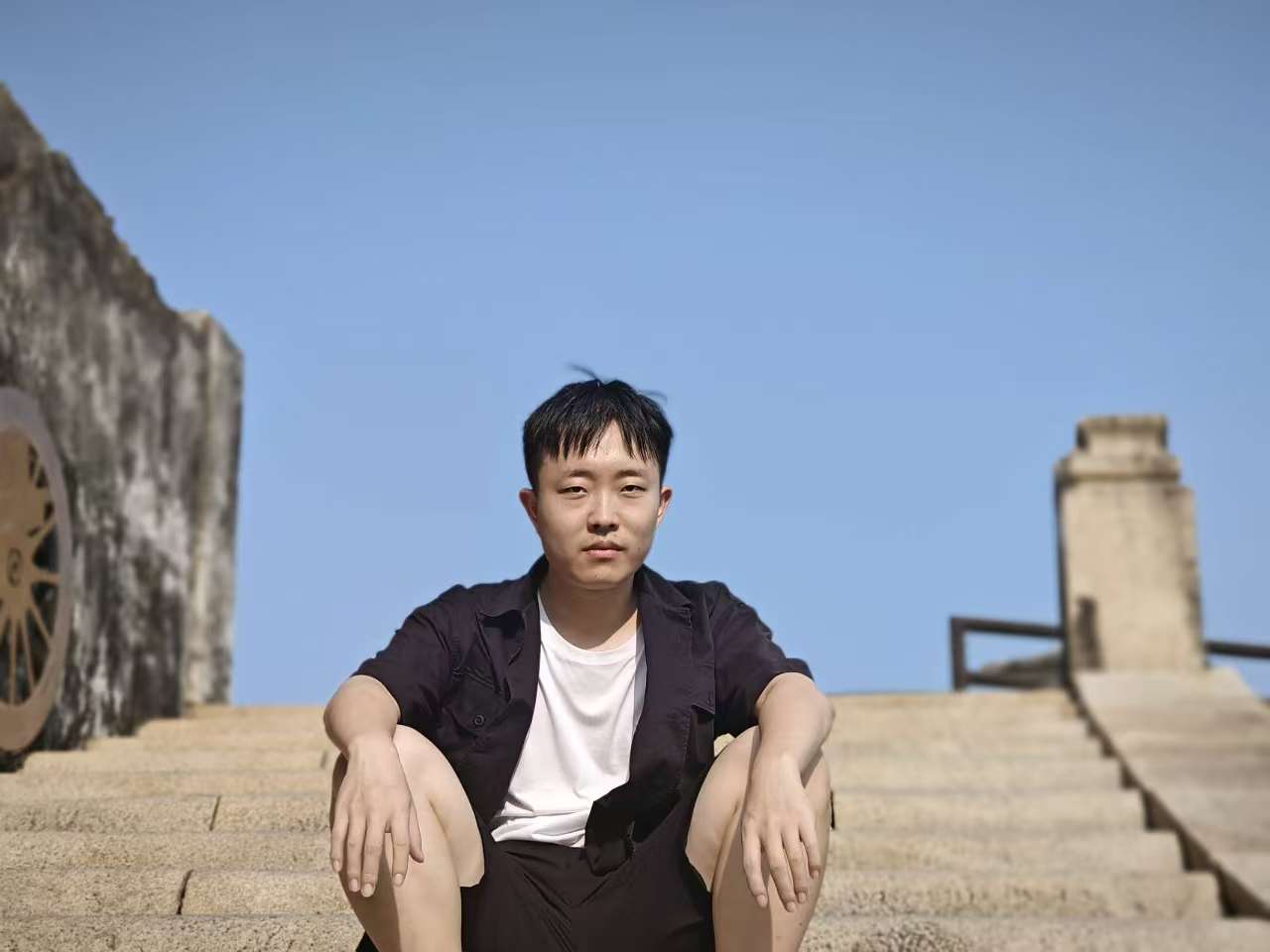 1_单人生活照_生活照1.jpg