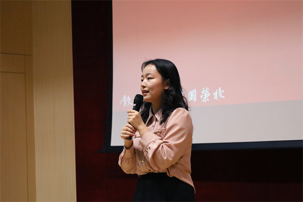 1680515946510231.jpg 图8 李哲演唱《如愿》.jpg