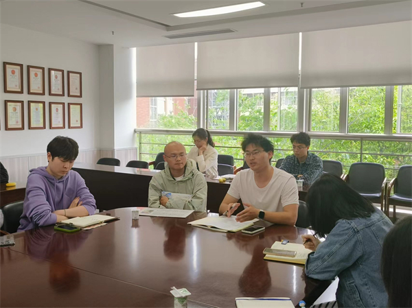 1714993158207712.jpg 图二 学生代表发言.jpg