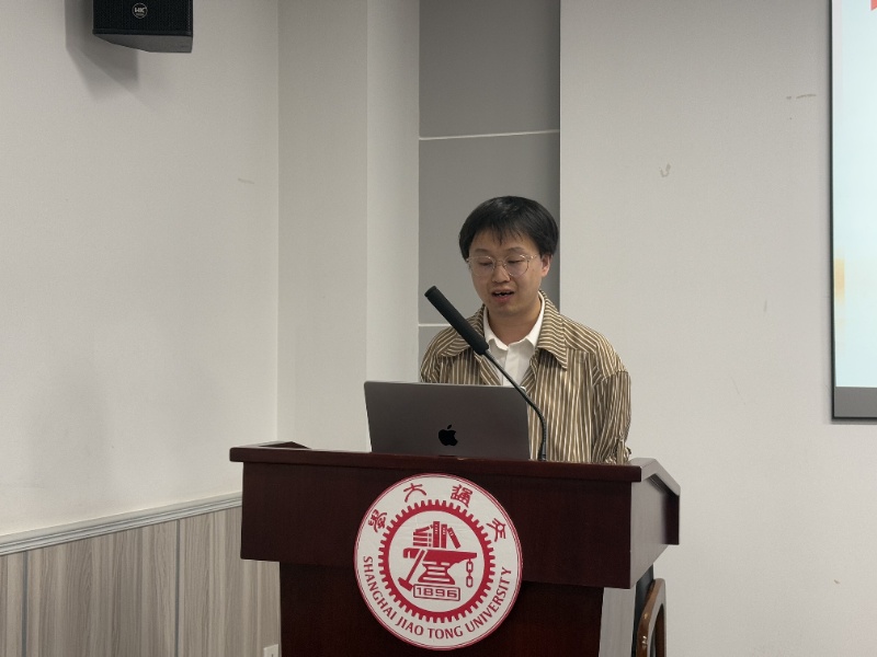 1748863152524261.jpg 图2+刘延带领学习_resized.jpg