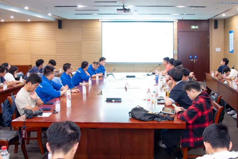 图2 交流会议现场_resized.jpg